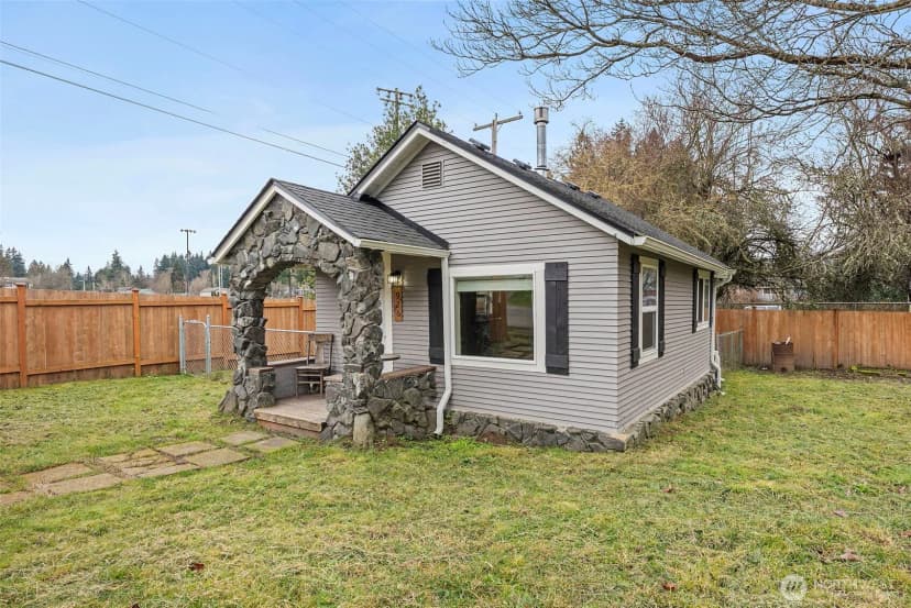 Property photo for 926 Austin Avenue, Port Orchard
