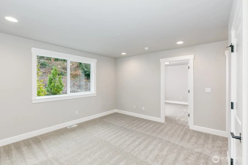 Property photo for 20316 94th Drive Ne, Bothell photo 15