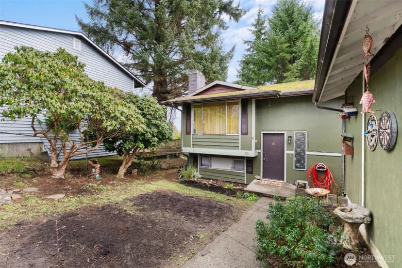 Property photo for 751 Peters Street, Raymond photo 2