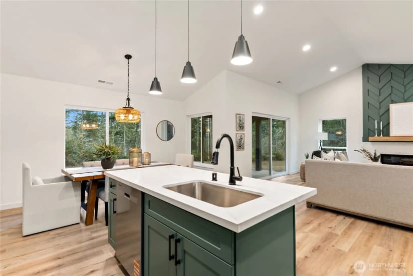 Property photo for 2219 202nd Avenue Sw, Lakebay photo 13