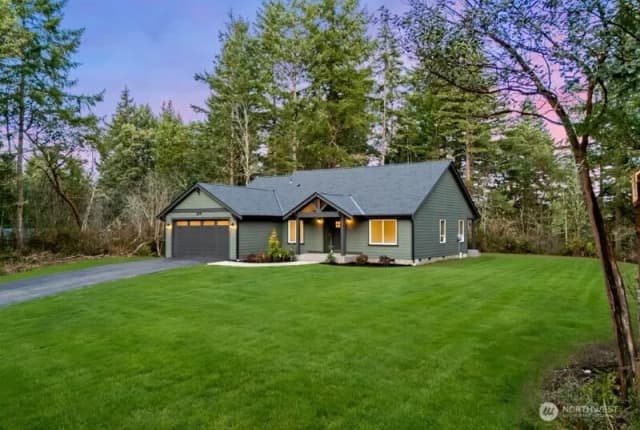 Property photo for 2219 202nd Avenue Sw, Lakebay