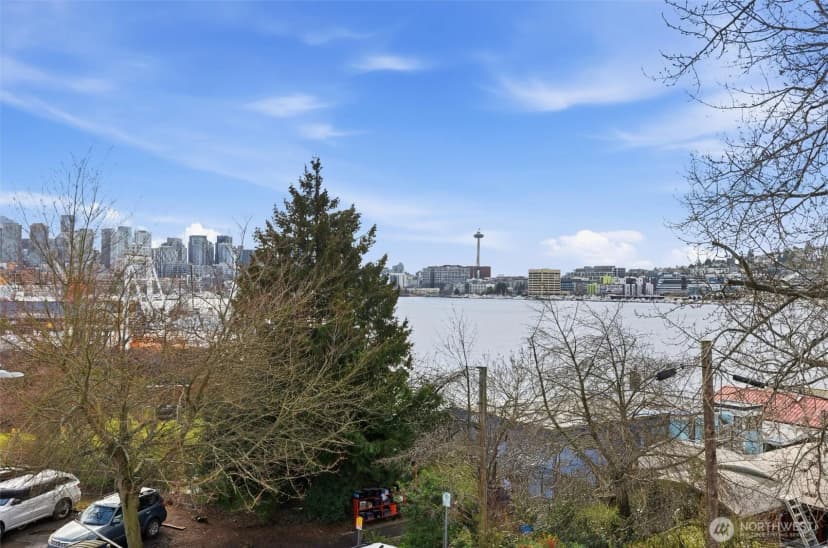 Property photo for 2010 Fairview Avenue E #c, Seattle photo 30