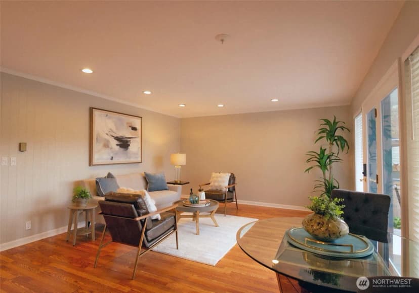 Property photo for 10826 Meadow Road Sw, Lakewood photo 16