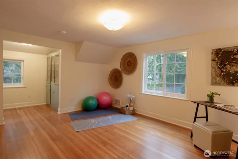 Property photo for 10826 Meadow Road Sw, Lakewood photo 23