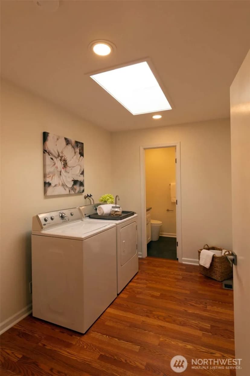 Property photo for 10826 Meadow Road Sw, Lakewood photo 32