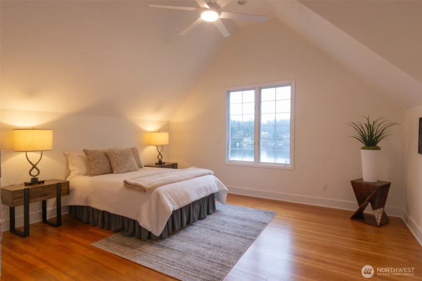 Property photo for 10826 Meadow Road Sw, Lakewood photo 18
