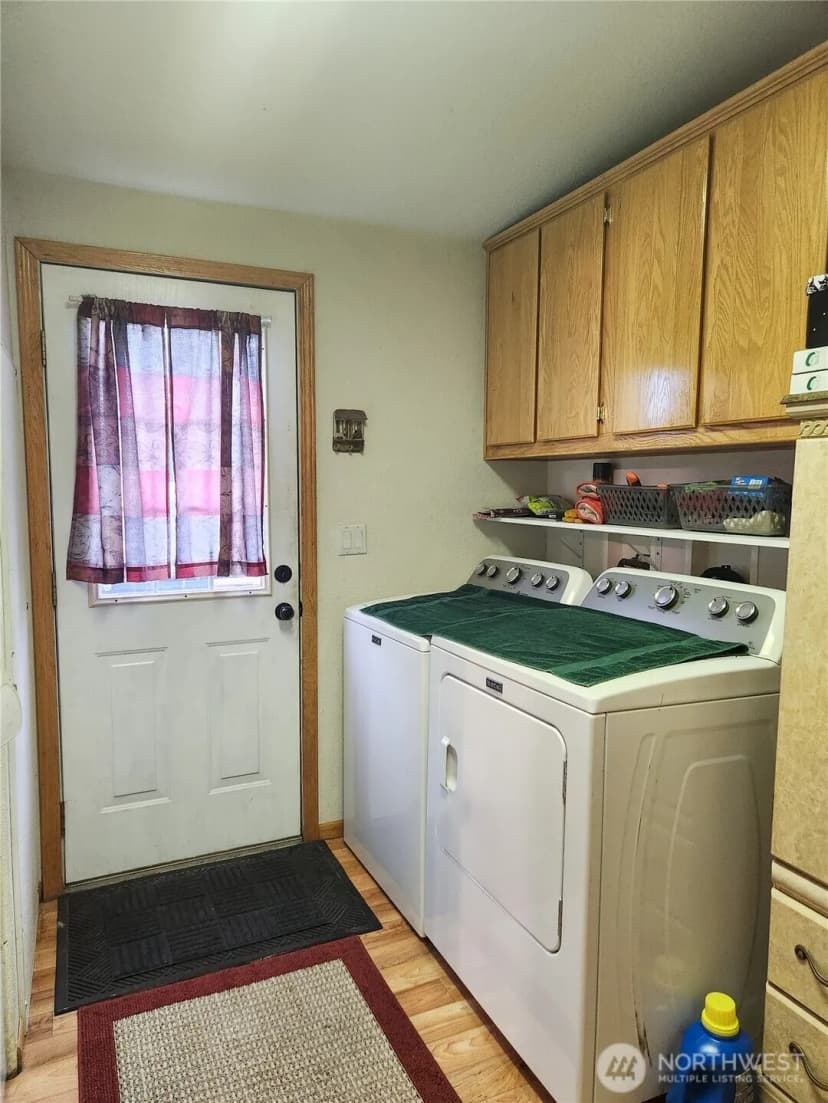 Property photo for 1873 8th Street, Davenport photo 13