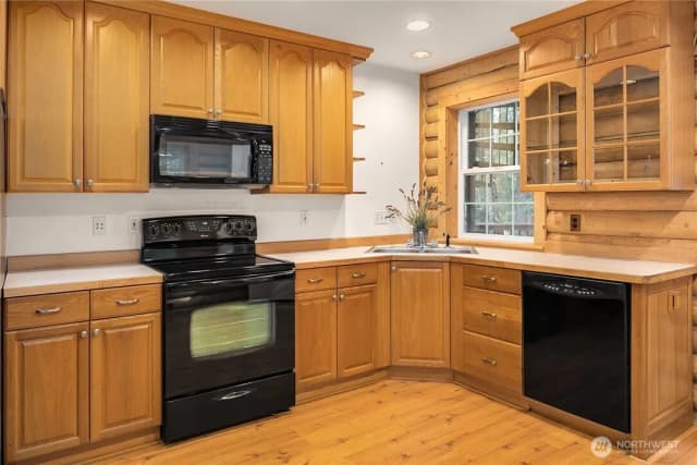 Property photo for 551 Pioneer Trail, Cle Elum photo 4
