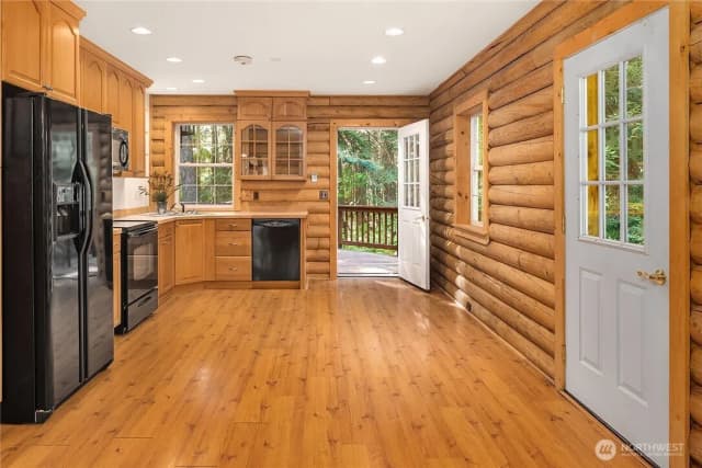 Property photo for 551 Pioneer Trail, Cle Elum photo 5