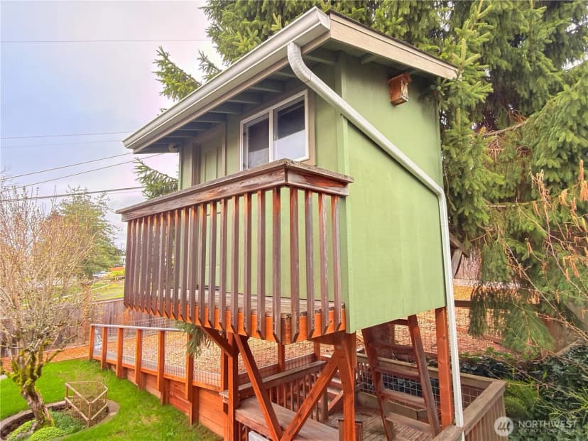 Property photo for 2004 Sw 117th Place, Burien photo 34