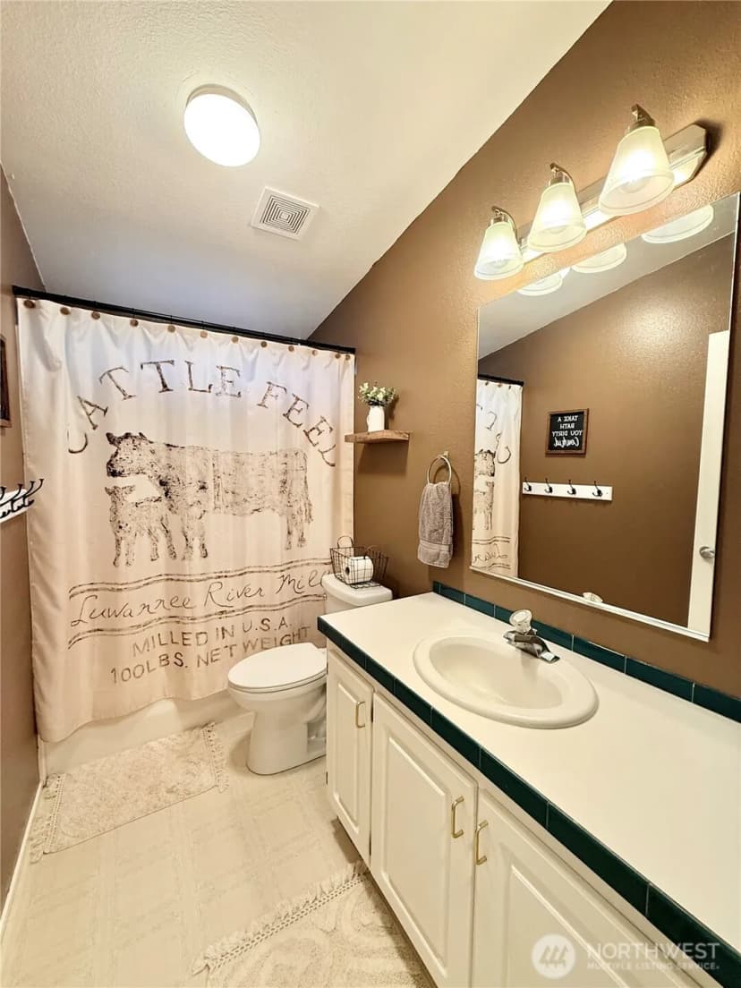 Property photo for 859 C Highway 7, Tonasket photo 28