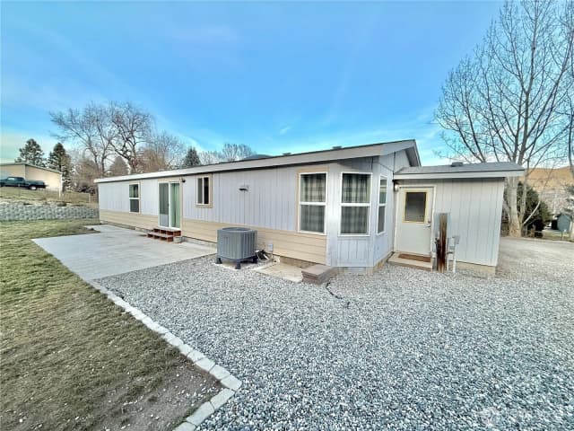 Property photo for 859 C Highway 7, Tonasket photo 5