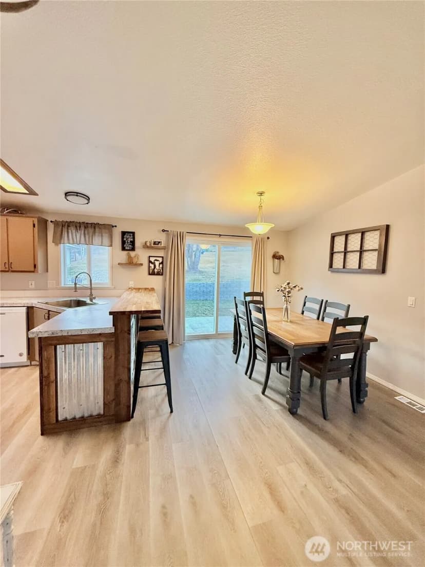 Property photo for 859 C Highway 7, Tonasket photo 16