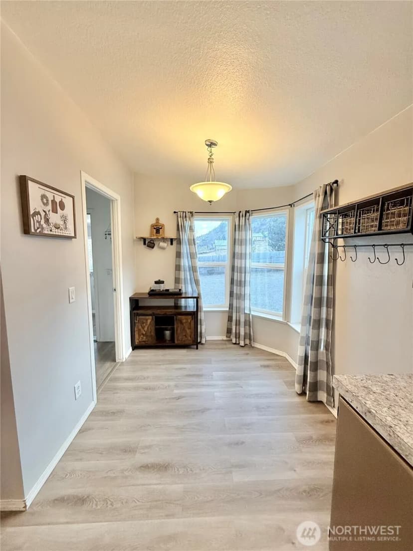 Property photo for 859 C Highway 7, Tonasket photo 31