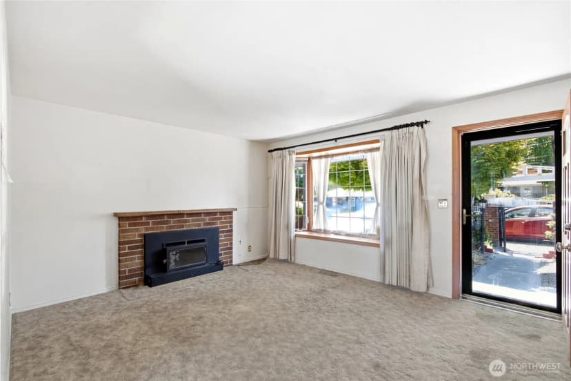 Property photo for 4504 S Trenton Street, Seattle photo 6