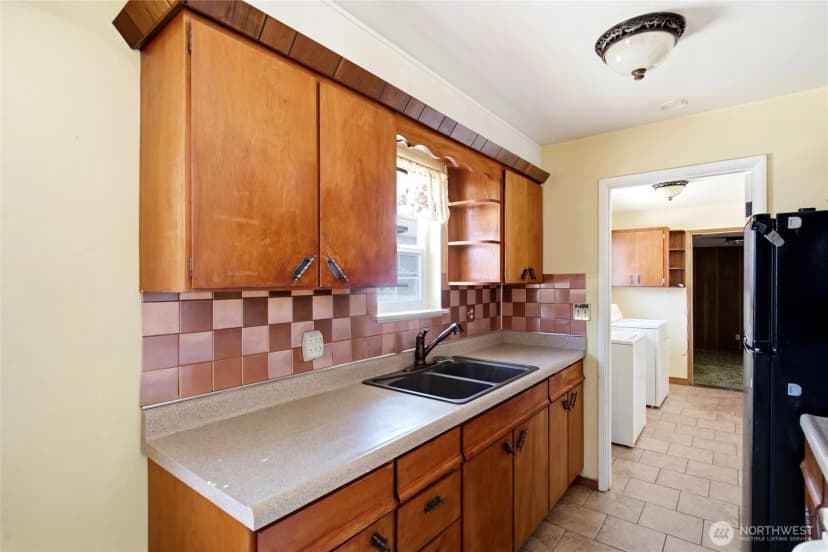 Property photo for 4504 S Trenton Street, Seattle photo 12