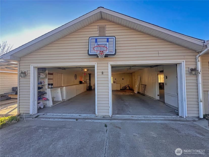 Property photo for 804 Central Drive, Coulee Dam photo 20