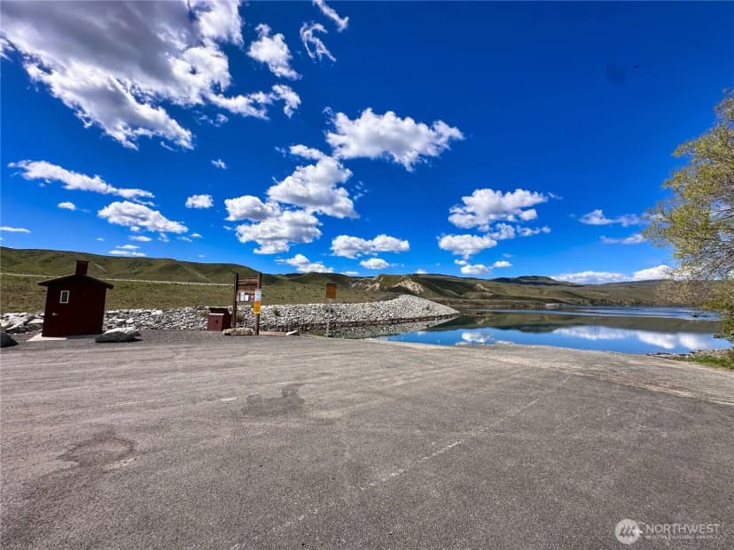 Property photo for 804 Central Drive, Coulee Dam photo 32