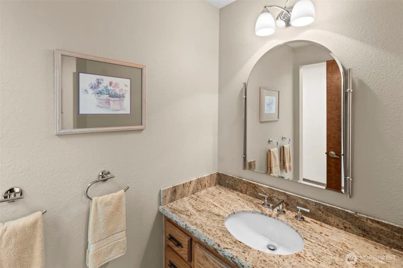 Property photo for 407 Point Fosdick Drive Nw, Gig Harbor photo 17