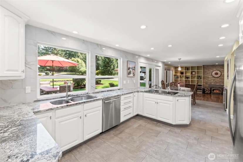 Property photo for 407 Point Fosdick Drive Nw, Gig Harbor photo 9