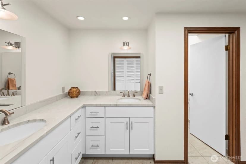 Property photo for 407 Point Fosdick Drive Nw, Gig Harbor photo 22