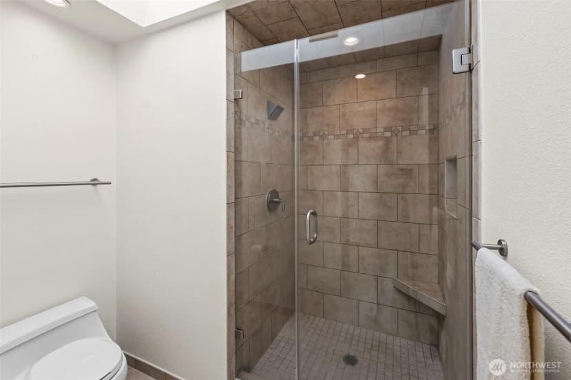 Property photo for 407 Point Fosdick Drive Nw, Gig Harbor photo 23