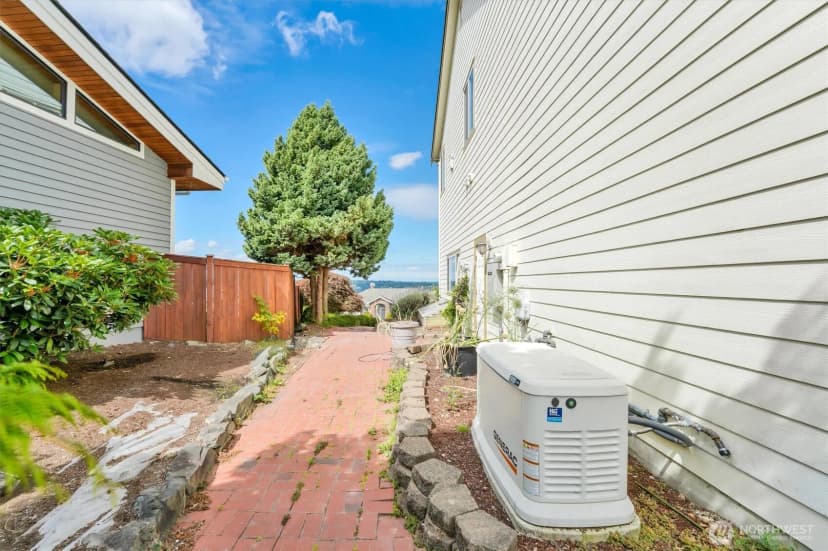 Property photo for 10010 181st Avenue Ct E, Bonney Lake photo 38