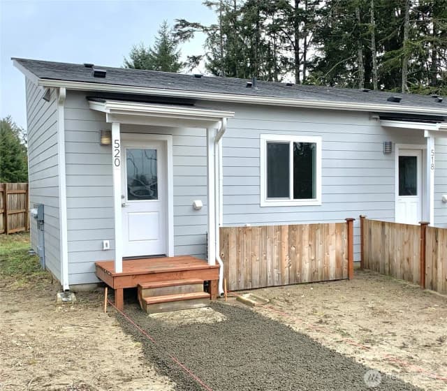 Property photo for 520 Dolphin Avenue Ne, Ocean Shores