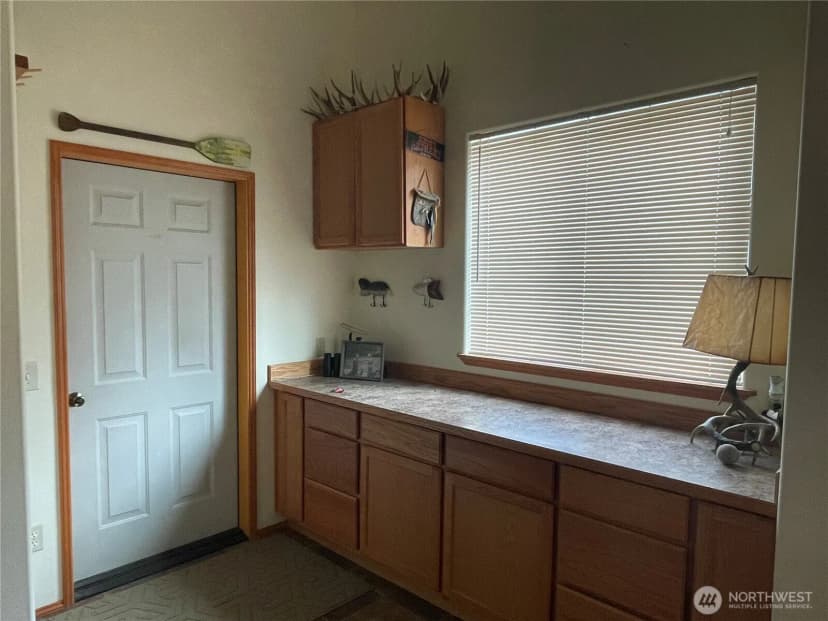 Property photo for 37855 Skyview Court N, Creston photo 14