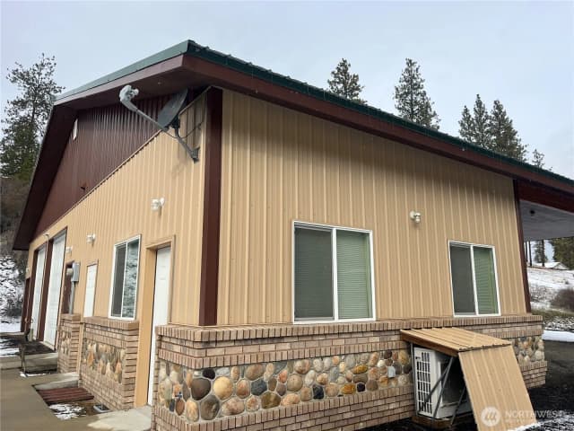 Property photo for 37855 Skyview Court N, Creston photo 4