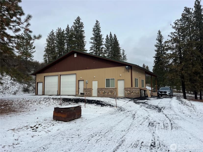 Property photo for 37855 Skyview Court N, Creston photo 3