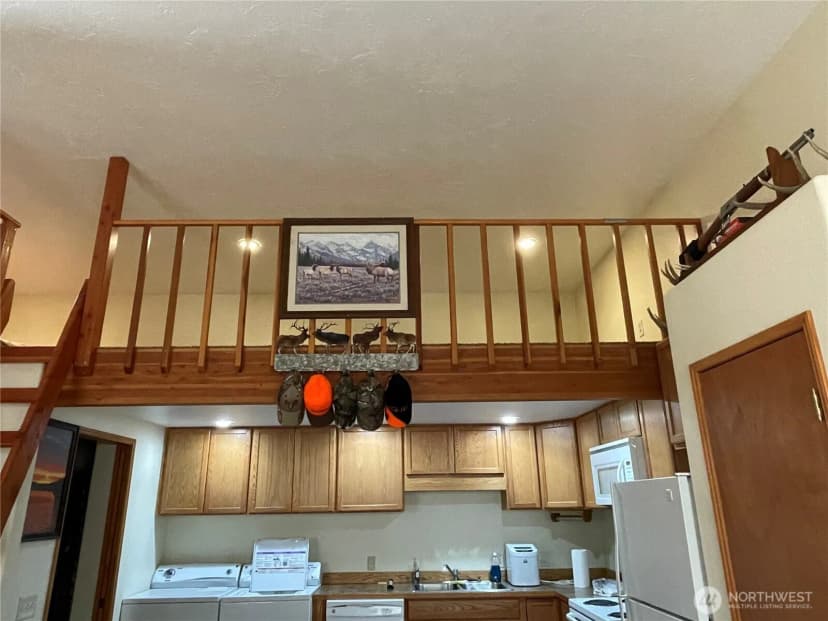 Property photo for 37855 Skyview Court N, Creston photo 38