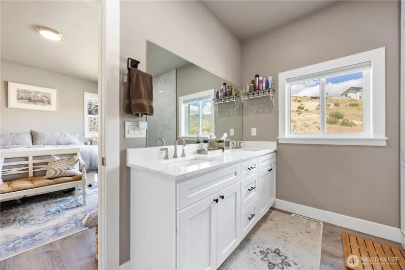 Property photo for 9968 Griffith Place, Entiat photo 17