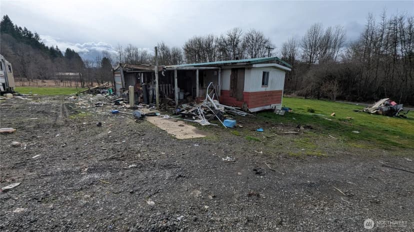 Property photo for 1493 Ferrier Road, Winlock photo 2