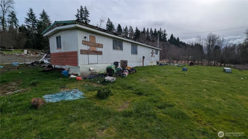 Property photo for 1493 Ferrier Road, Winlock photo 4