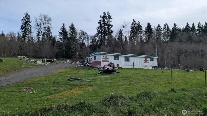 Property photo for 1493 Ferrier Road, Winlock