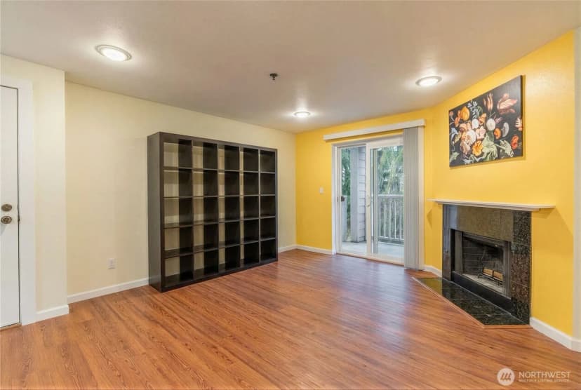 Property photo for 975 Aberdeen Avenue Ne #f207, Renton photo 4