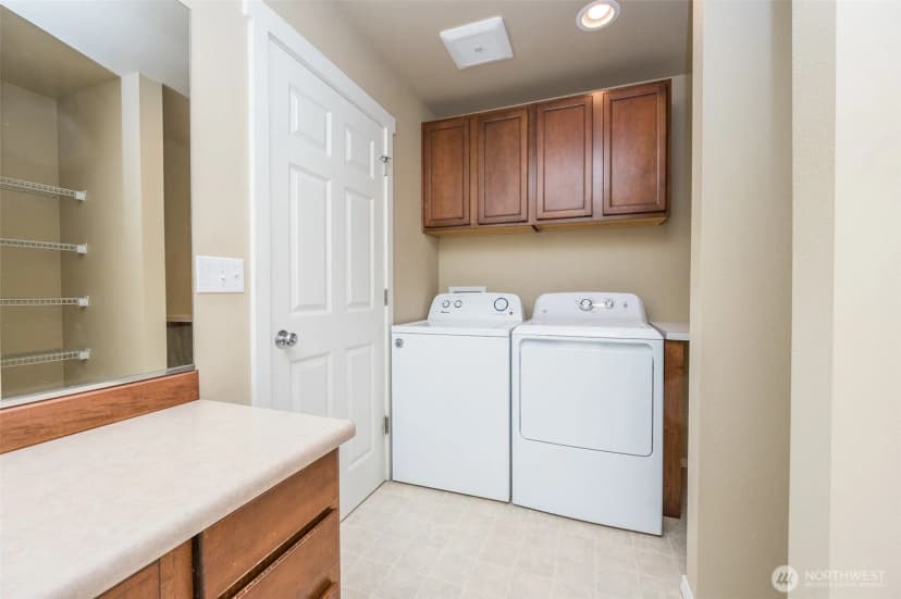 Property photo for 5325 Military Road E #b, Tacoma photo 18
