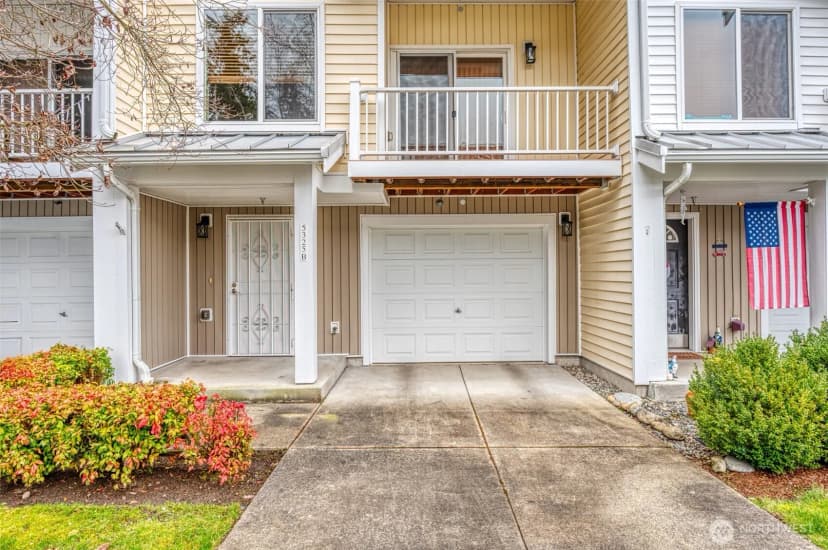 Property photo for 5325 Military Road E #b, Tacoma photo 2