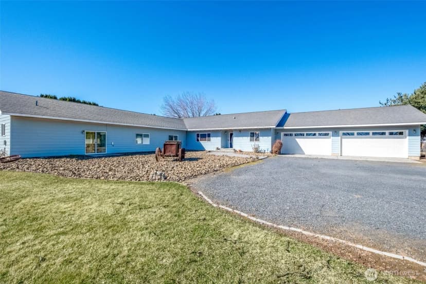 Property photo for 8729 Road 7.6 Nw, Ephrata photo 6