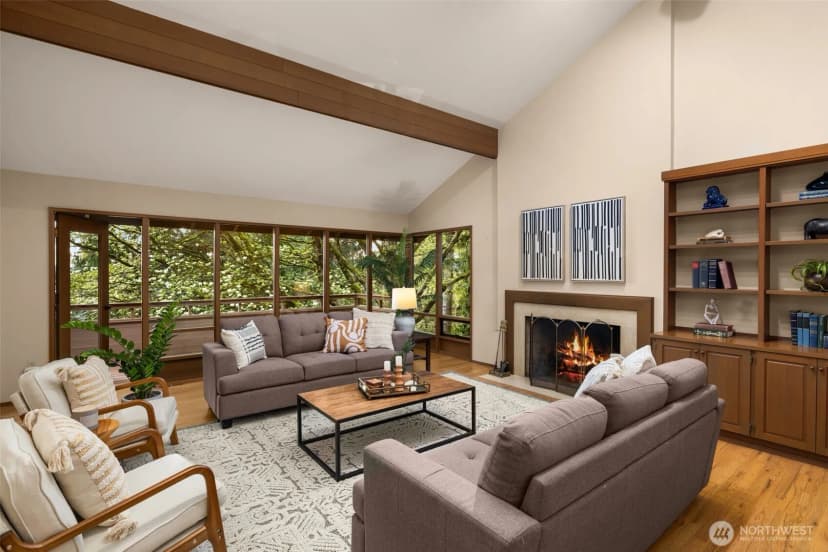 Property photo for 8440 W Mercer Way, Mercer Island photo 4