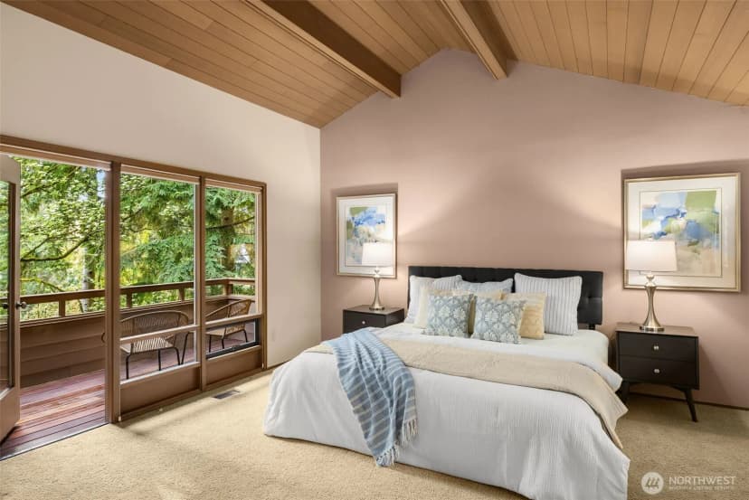 Property photo for 8440 W Mercer Way, Mercer Island photo 22