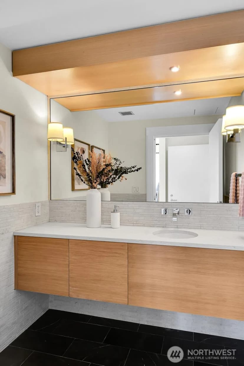 Property photo for 99 Union Street #1205, Seattle photo 17
