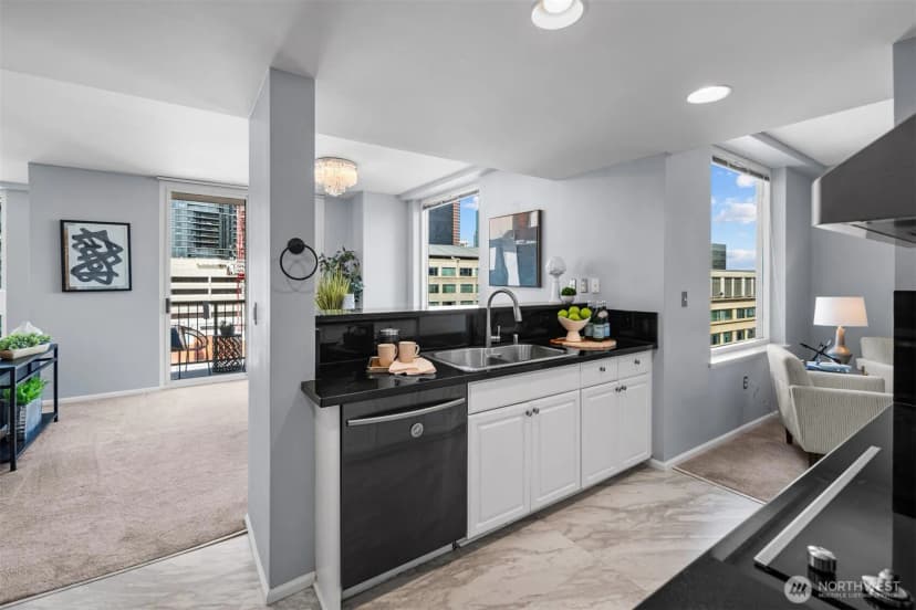 Property photo for 177 107th Avenue Ne #1702, Bellevue photo 13