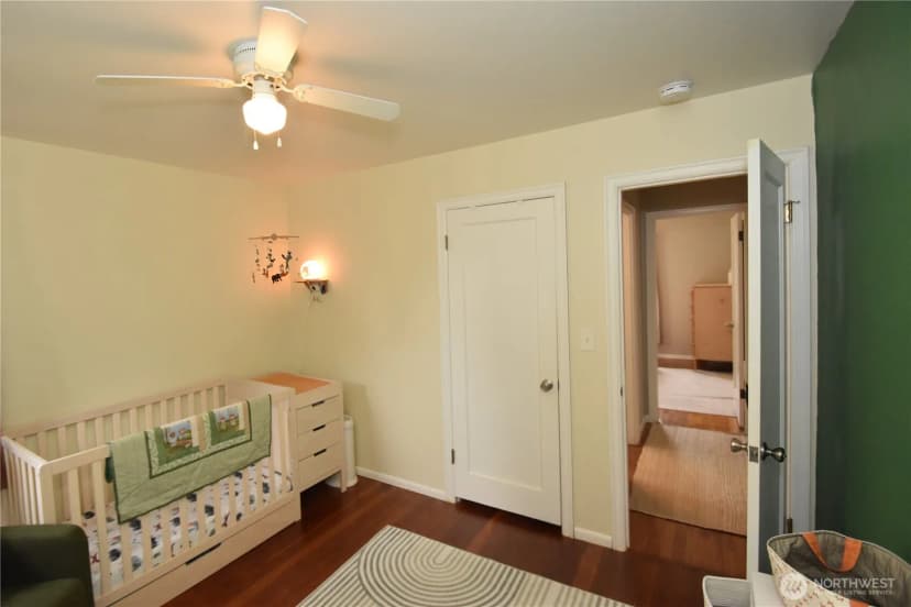 Property photo for 701 E Grover Street, Lynden photo 14