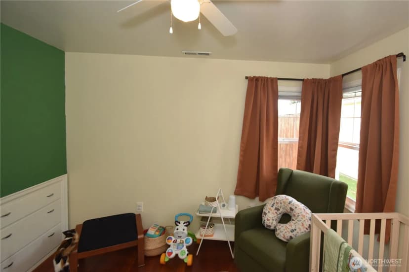 Property photo for 701 E Grover Street, Lynden photo 15