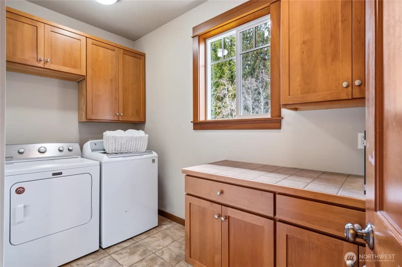 Property photo for 24502 Ne 27th Place, Sammamish photo 17