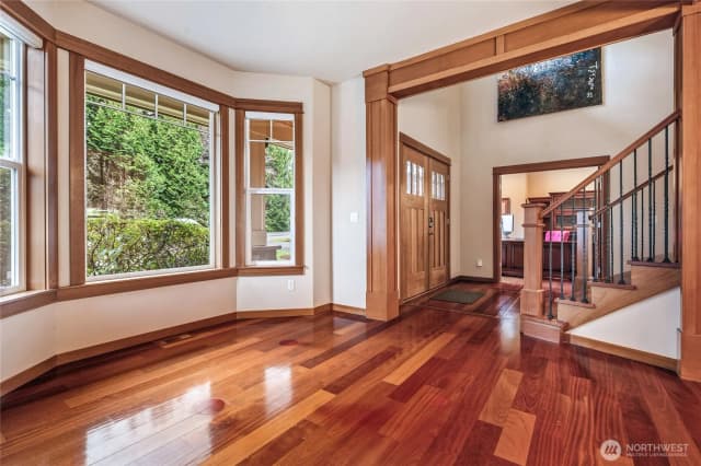 Property photo for 24502 Ne 27th Place, Sammamish photo 3