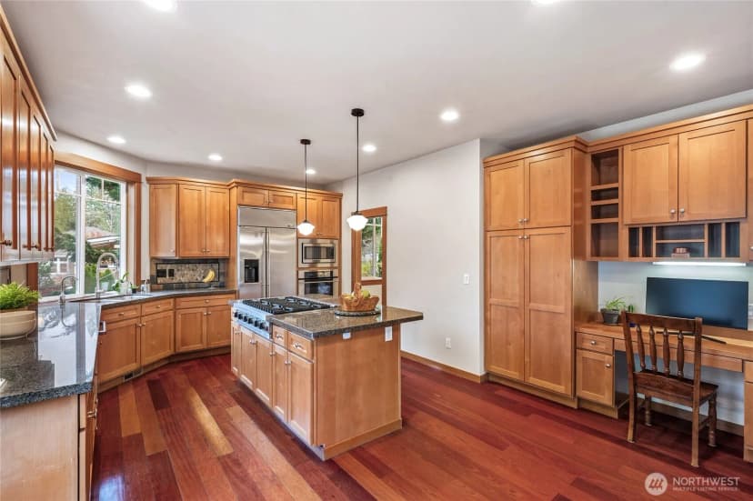 Property photo for 24502 Ne 27th Place, Sammamish photo 15