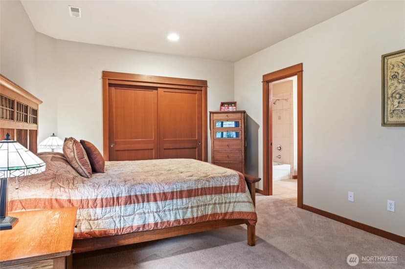 Property photo for 24502 Ne 27th Place, Sammamish photo 32